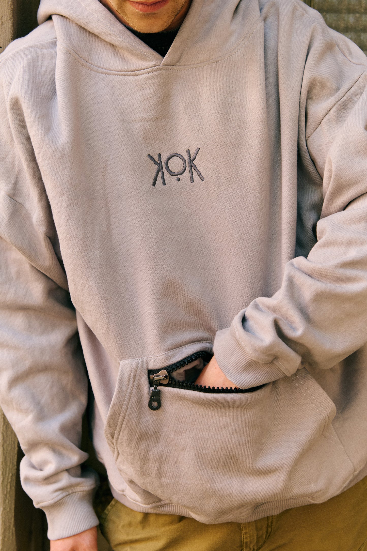HOODIE GREY
